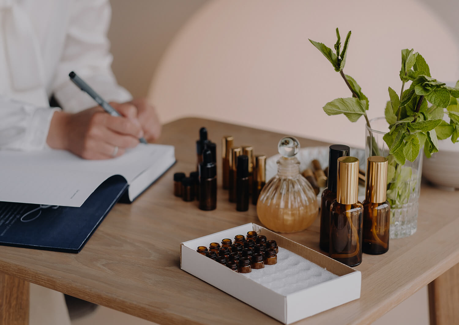 Aromatherapy Certification School of Aromatherapy Course Essential oil